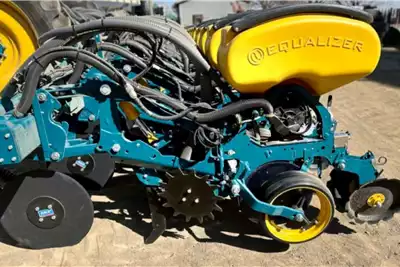 Equalizer Planting and seeding equipment Equalizer SLII/762N 12ry planter 2024 for sale by VKB Landbou | AgriMag Marketplace