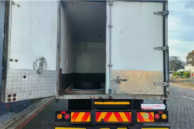 Isuzu Box trucks FRR 500 2002 for sale by Frank Vos Truck Centre | Truck & Trailer Marketplace