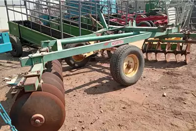 Agri Tech Tillage equipment Disc harrows 12x12 Hydraulic Offset Disc for sale by Vincs se Dinge | AgriMag Marketplace