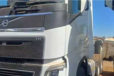 Volvo Truck tractors FH440   EXCL VAT   GREAT RUNNING CONDITION 2018 for sale by Middle East Truck and Trailer   | Truck & Trailer Marketplace