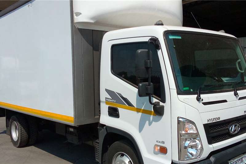 [make] Box trucks in South Africa on AgriMag Marketplace