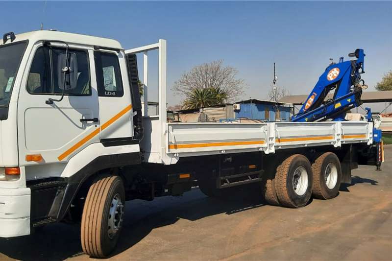 [make] Dropside trucks in South Africa on Truck & Trailer Marketplace