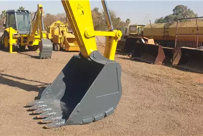 Komatsu Excavators PC200 8 2017 for sale by WE BUY TLBs | AgriMag Marketplace