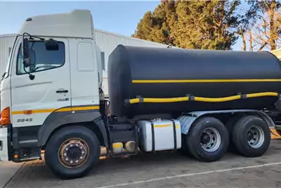 Hino Water bowser trucks Hino 2845 Watertanker 2016 for sale by CH Truck Sales | Truck & Trailer Marketplace