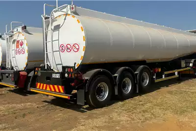 GRW Trailers Fuel tanker GRW 50 000 L Tri Axle Fuel Tanker 2006 for sale by Benjon Truck and Trailer | AgriMag Marketplace