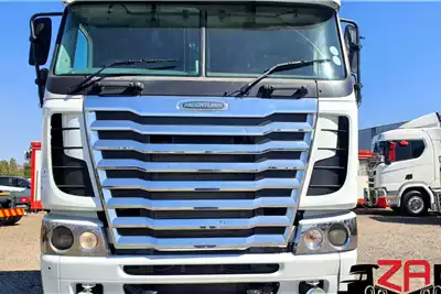 Freightliner Truck tractors FREIGHTLINER ISX 500 CUMMINS 4 UNITS 2015 for sale by ZA Trucks and Trailers Sales | AgriMag Marketplace