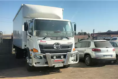 Hino Curtain side trucks HINO 500 CLOSED/CURTAIN 2020 for sale by MT Car and Truck Auctioneers | AgriMag Marketplace