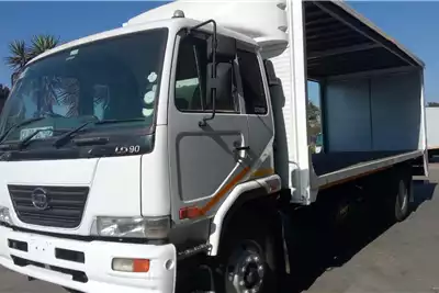 UD Curtain side trucks 90B F/C Curtainside 2014 for sale by McCormack Truck Centre | Truck & Trailer Marketplace