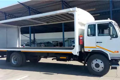 UD Curtain side trucks 90B F/C Curtainside 2014 for sale by McCormack Truck Centre | AgriMag Marketplace