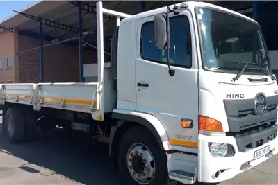 Hino Dropside trucks 500 1627 (DJ5/EJ5) 4X2 F/C Dropside LWB 2019 for sale by McCormack Truck Centre | AgriMag Marketplace