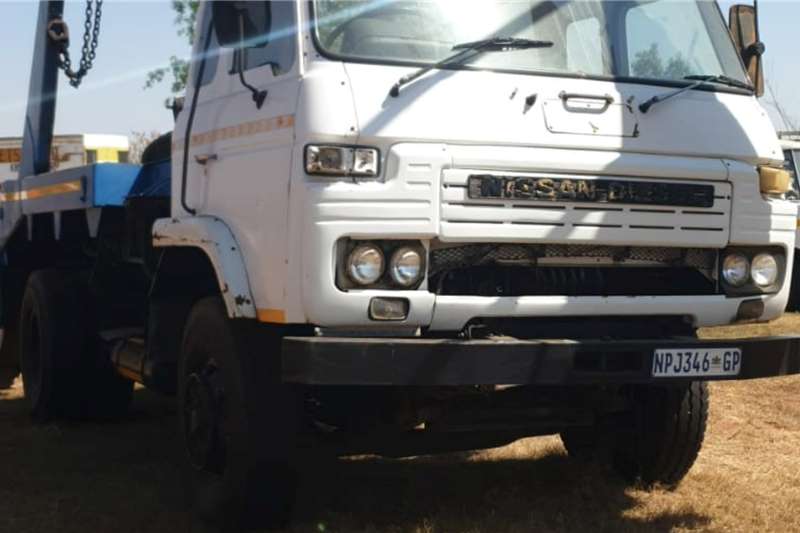 Nissan Skip bin loader trucks Nissan CK20   6 Cube   Good Working Condition for sale by Trucks 4 U | AgriMag Marketplace