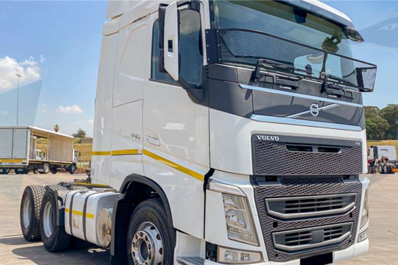  [application] Truck tractors on offer in South Africa on AgriMag Marketplace