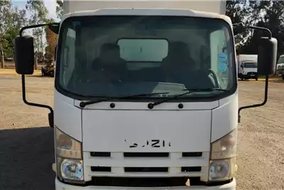 Isuzu Box trucks Isuzu NPR 275 AMT 2014 for sale by Sell My Truck | Truck & Trailer Marketplace