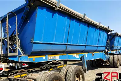 CIMC Trailers Side tipper CIMC 45 CUBE SIDE TIPPER 2017 for sale by ZA Trucks and Trailers Sales | Truck & Trailer Marketplace