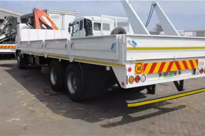 Hino Crane trucks HINO 1626 6 X 2 DROPSIDE WITH PK15500 CRANE 2011 for sale by Isando Truck and Trailer | AgriMag Marketplace