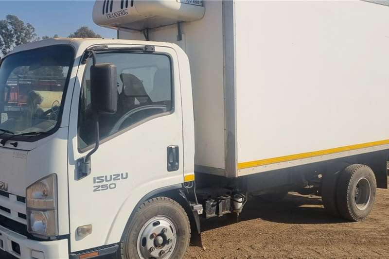 Truck and Trailer Auctions | AgriMag Marketplace