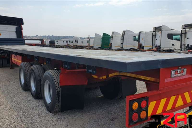 Cargo Lite Trailers Flat deck CARGO LITE TRI AXLE FLAT DECK TRAILER 2007