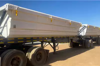 SA Truck Bodies Trailers Side tipper 2 Axle 2015 for sale by MRJ Transport cc | AgriMag Marketplace