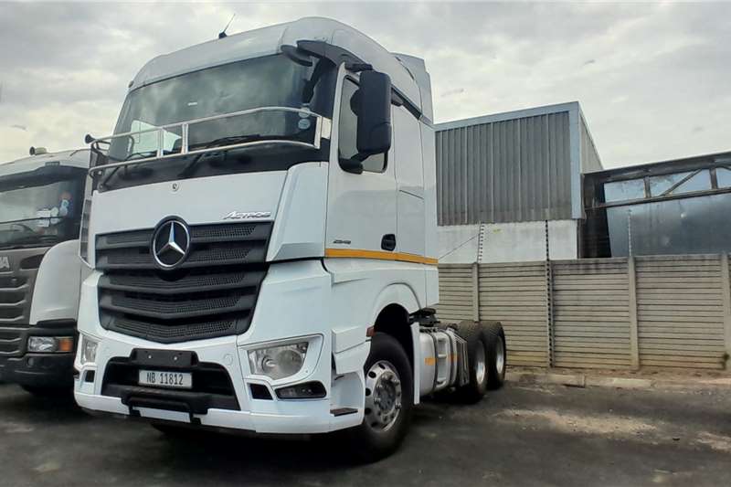  [application] Truck tractors on offer in South Africa on AgriMag Marketplace