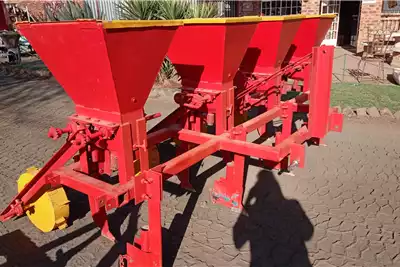 Other Planting and seeding equipment Row planters 4 Row Planter 2024 for sale by Vincs se Dinge | AgriMag Marketplace