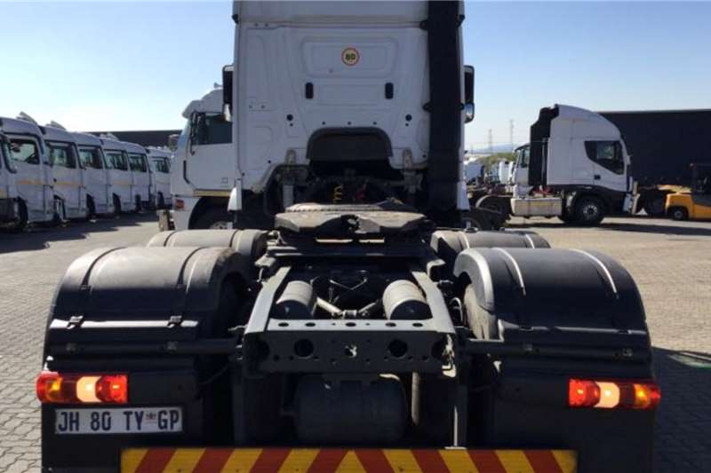 [make] Truck tractors in South Africa on Truck & Trailer Marketplace