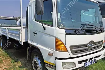 Hino Dropside trucks 500 2009 for sale by Edan Traders | AgriMag Marketplace