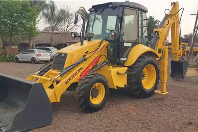 New Holland TLBs Construction LB90B 2007 for sale by WE BUY TLBs | AgriMag Marketplace