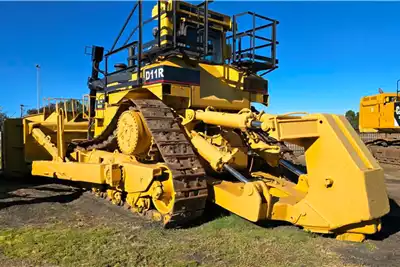 Caterpillar Dozers D11R 2000 for sale by Global Trust Industries | Truck & Trailer Marketplace