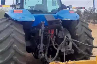 New Holland Tractors 4WD tractors TG 285 for sale by We Buy Tractors Pty Ltd | Truck & Trailer Marketplace