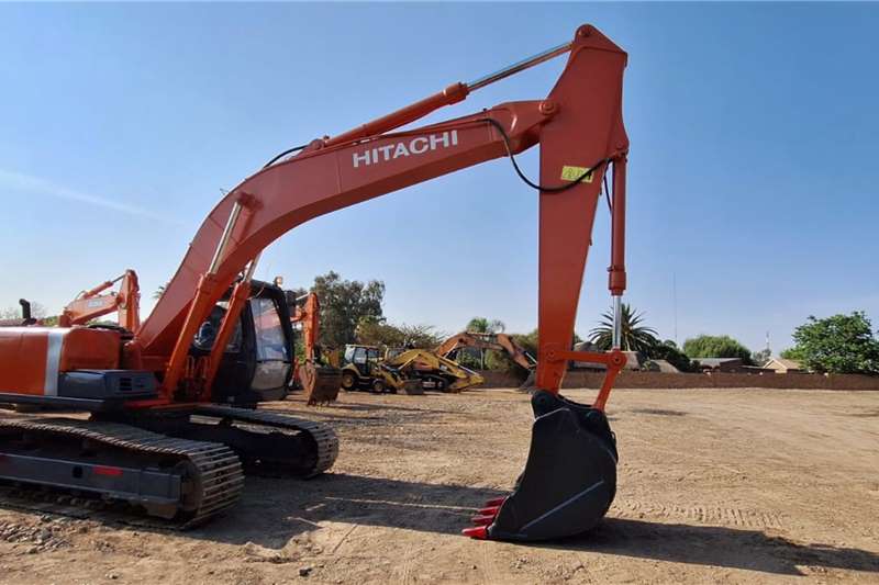 Excavators in South Africa on Truck & Trailer Marketplace