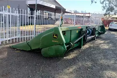 John Deere Harvesting equipment 608C Milietafel 8ry 0,91m for sale by Truck and Trailer Auctions | AgriMag Marketplace