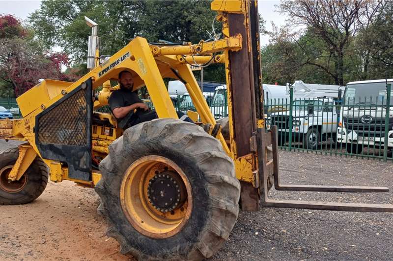 [make] Forklifts in South Africa on Truck & Trailer Marketplace