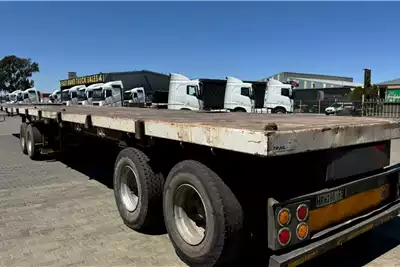 Paramount Trailers Superlink Superlink Flatdeck Trailer 2010 for sale by East Rand Truck Sales | Truck & Trailer Marketplace