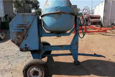 MAN Concrete mixer Concrete Mixer for sale by Vincs se Dinge | AgriMag Marketplace