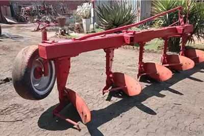 Other Tillage equipment Ploughs 5 Furrow Massey Ferguson 49 Beam Plough 2024 for sale by Vincs se Dinge | AgriMag Marketplace