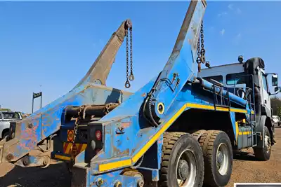 Mercedes Benz Skip bin loader trucks STC MERCEDES BENZ AXOR 3335 SKIP BIN LOADER 2014 for sale by WCT Auctions Pty Ltd  | AgriMag Marketplace