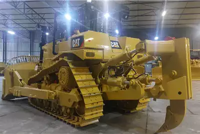 Caterpillar Dozers D8R 2017 for sale by BLC Plant Company | Truck & Trailer Marketplace