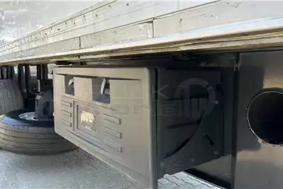 Refrigerated trailers Tri Axle 30 Pallet Refrigerater, SLXe 400 Unit 2015 for sale by Truck World | Truck & Trailer Marketplace