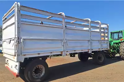 Other trailers 7 M Kalfiewa met beestralies for sale by R64 Trade | AgriMag Marketplace