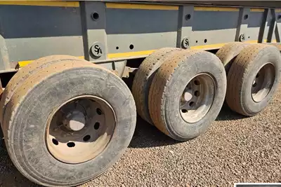 SA Truck Bodies Trailers STC SA TRUCK BODIES TWIN BIN SIDE TIPPER 2010 for sale by WCT Auctions Pty Ltd  | AgriMag Marketplace