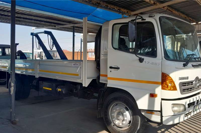 Hino Dropside trucks 500 17 257 10 Ton 2008