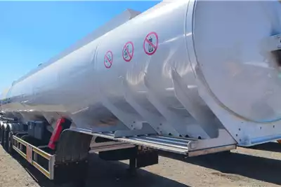 Henred Fuel tanker 53 000L Henred Fruehauf Maximizer Fuel Tanker 2022 for sale by Trailstar | Truck & Trailer Marketplace