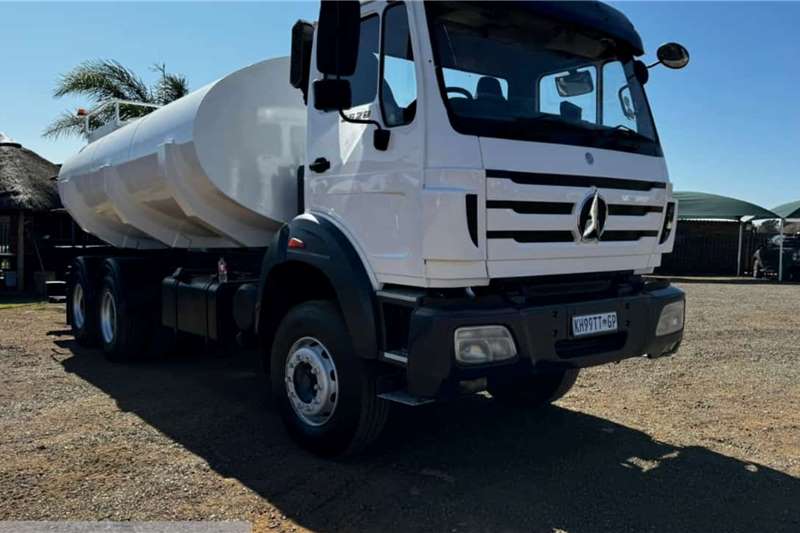 Powerstar Water bowser trucks 2628 18 000 Liter Water Bowser 2014