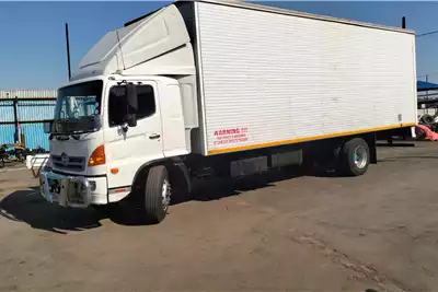 Hino Box trucks 2008 HINO 500 with 9m Van Body 2008 for sale by FAW Newlands   | Truck & Trailer Marketplace