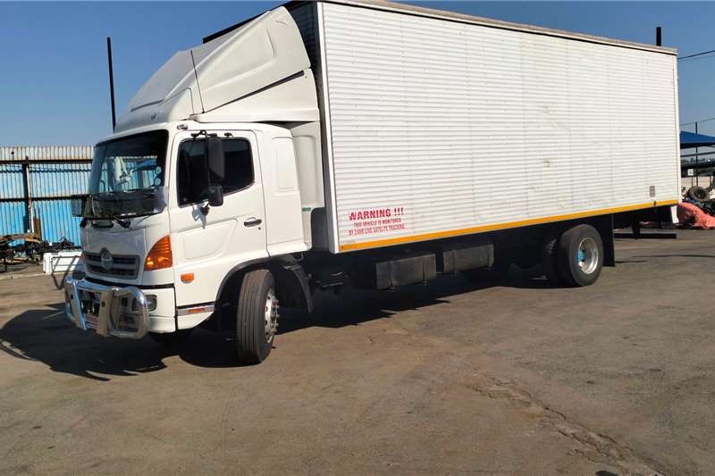 [make] Box trucks in South Africa on AgriMag Marketplace