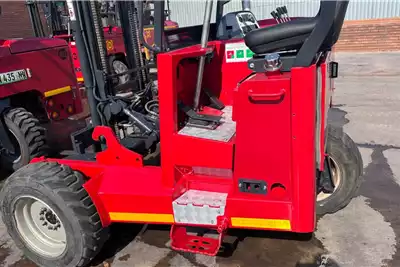 Moffet Forklifts M5 Moffett Forklifts 2015 for sale by Rustgold Transport | AgriMag Marketplace