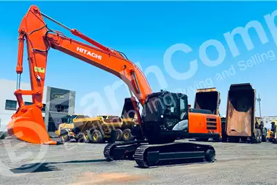 Hitachi Excavators ZX240 5G Excavator 2015 for sale by EARTHCOMP | Truck & Trailer Marketplace