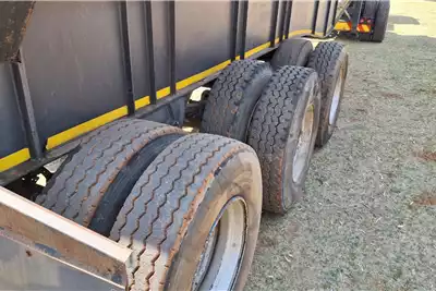 SA Truck Bodies Trailers SA Truck Bodies 3 As Tipper Trailer 2006 for sale by R64 Trade | AgriMag Marketplace