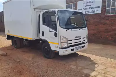 Isuzu Box trucks Isuzu NPR 300 Smoother Volume Body 4x2 2014 for sale by D and O truck and plant | Truck & Trailer Marketplace