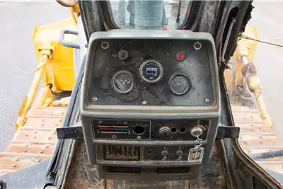 Komatsu Dozers D65E 12 for sale by Dura Equipment Sales | Truck & Trailer Marketplace